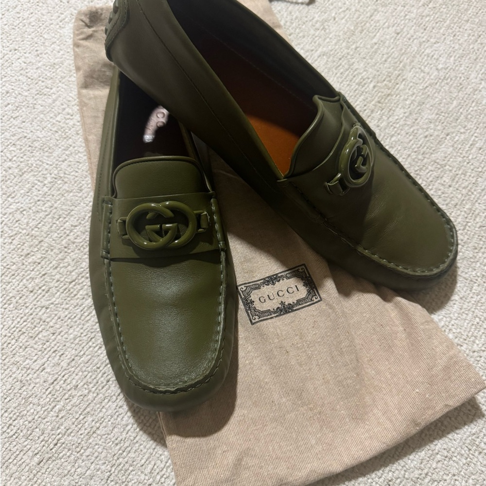Gucci Green Leather Loafers Slip-On Style